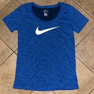 Nike shirt Size Small